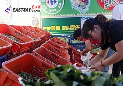 青菜每斤便宜1元 “农民直供”果蔬超市热卖[组图]-果蔬 超市-上海频道-东方网